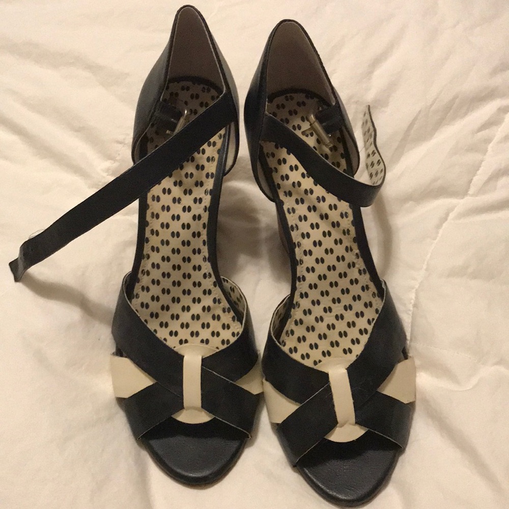 Black and white wedge sandals